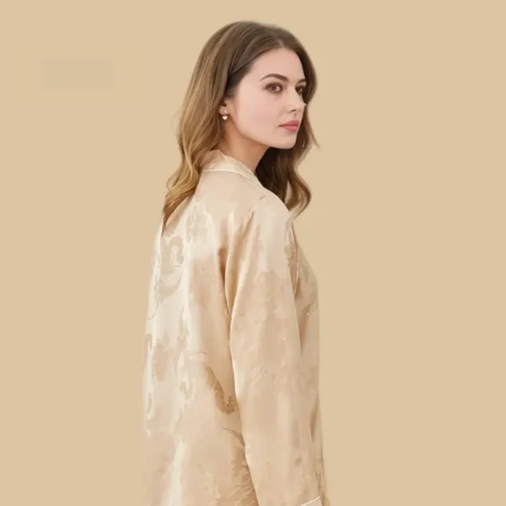 100% Mulberry Silk 19Momme Jacquard Long Sleeve Button Up Women&