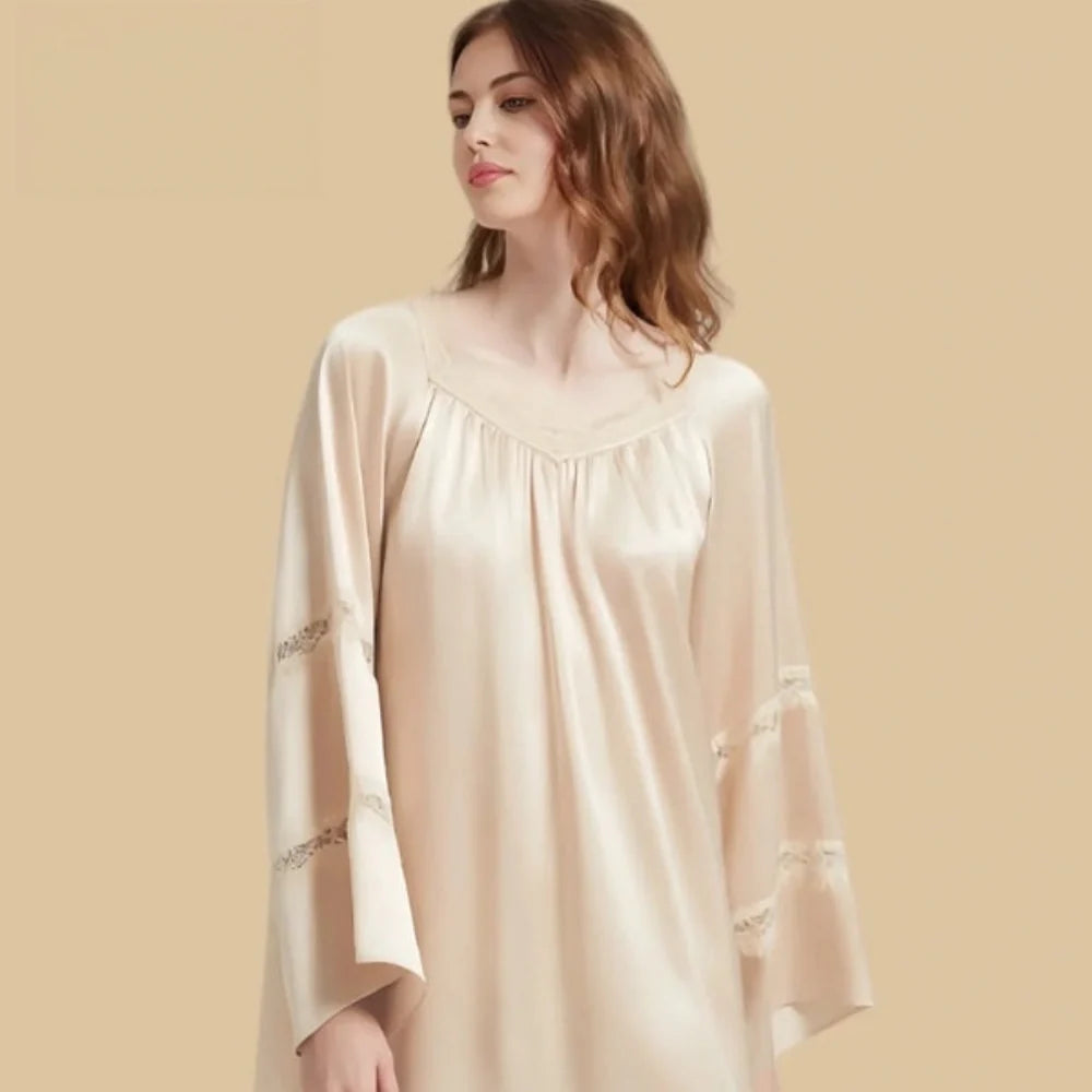 100% Mulberry Silk 19Momme Lace Neck Short Nightgown with Flare Sleeve
