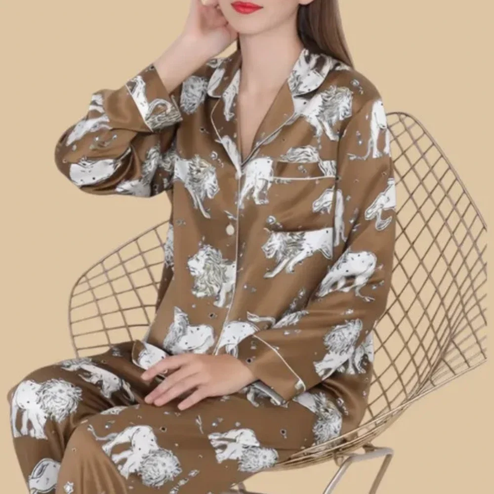 100% Mulberry Silk 19Momme Lion Print Women&