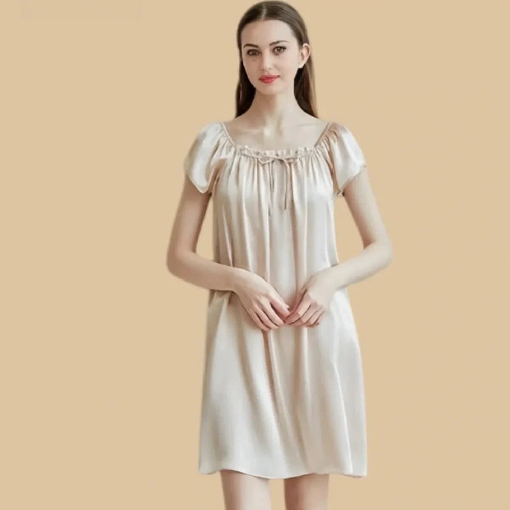 100% Mulberry Silk 19Momme Pleated U-Neck Short Nightgown with Cap Sleeves