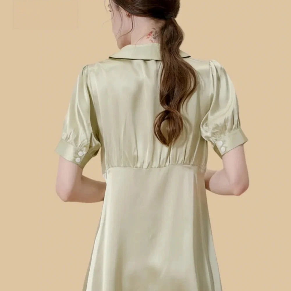 100% Mulberry Silk 19Momme Wide Collar Short Nightgown with Empire Waist