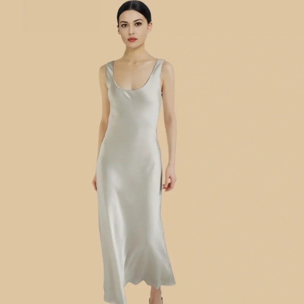 100% Mulberry Silk 22Momme Scoop Neck Sleeveless Maxi Nightgown