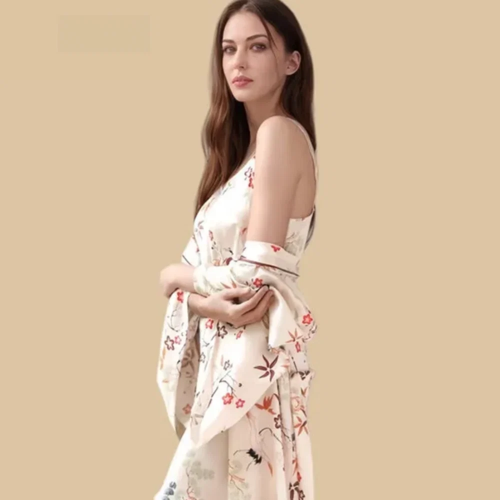 100% Mulberry Silk 16Momme Printed V-neck Nightgown &amp; Kimono Robe Set