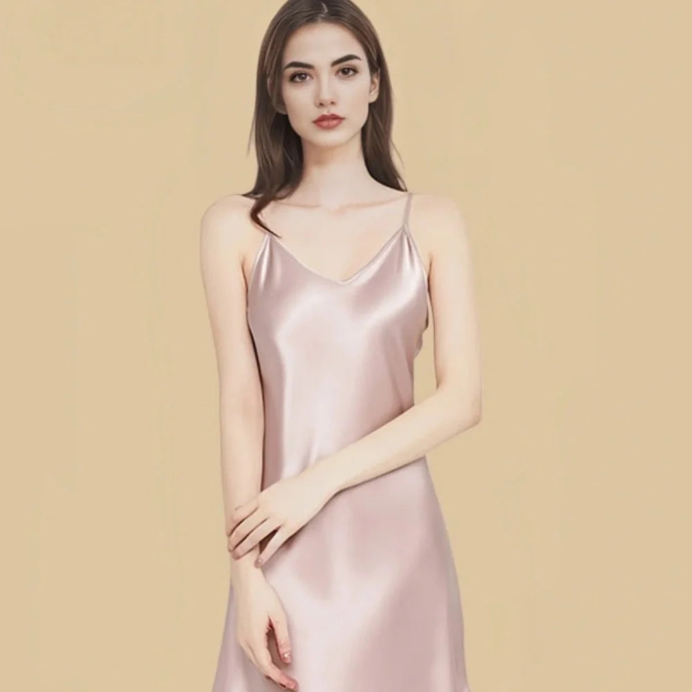 100% Mulberry Silk 16Momme Spaghetti Strap V-Neck Mini Nightgown
