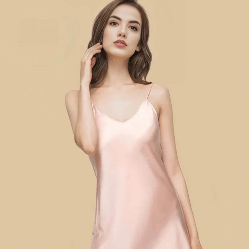 100% Mulberry Silk 16Momme Spaghetti Strap V-Neck Mini Nightgown