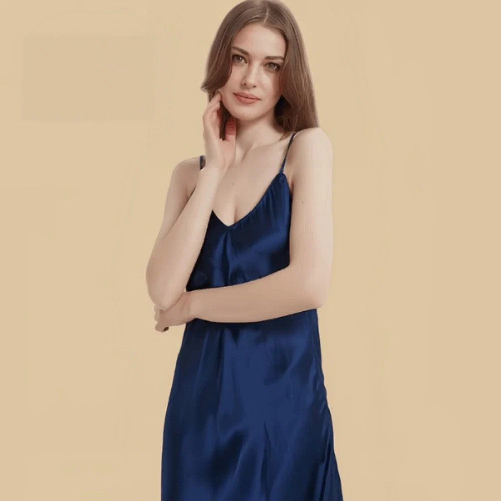 100% Mulberry Silk 16Momme Spaghetti Strap V-Neck Short Nightgown