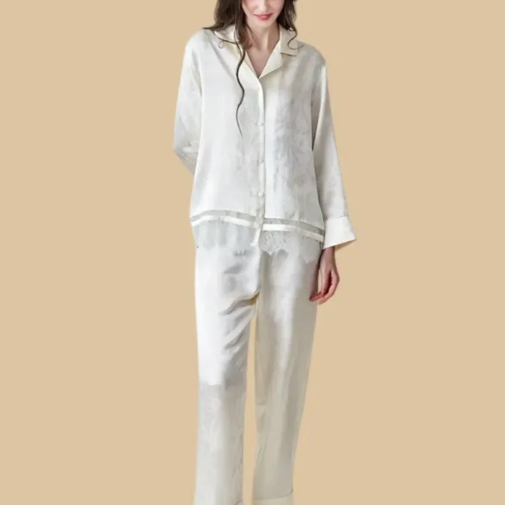 100% Mulberry Silk 19Momme Jacquard Lace Long Sleeve Women&