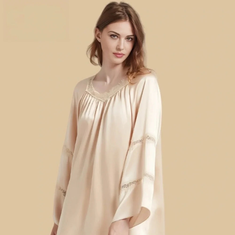 100% Mulberry Silk 19Momme Lace Neck Short Nightgown with Flare Sleeve
