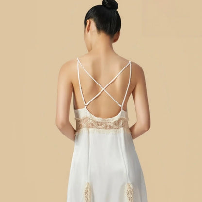 100% Mulberry Silk 19Momme Lace V-Neck Short Nightgown with Open Back