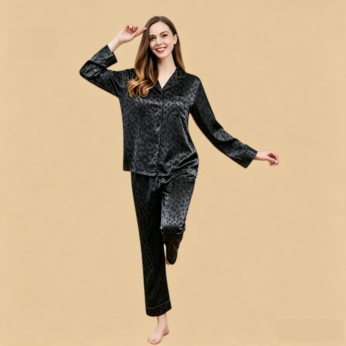 100% Mulberry Silk 19Momme Leopard Print Long Sleeve Button Up Women&