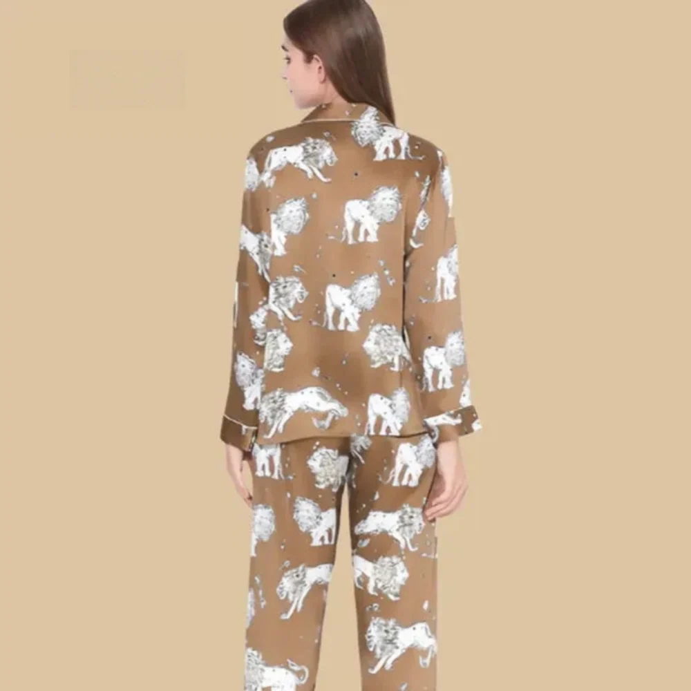 100% Mulberry Silk 19Momme Lion Print Women&