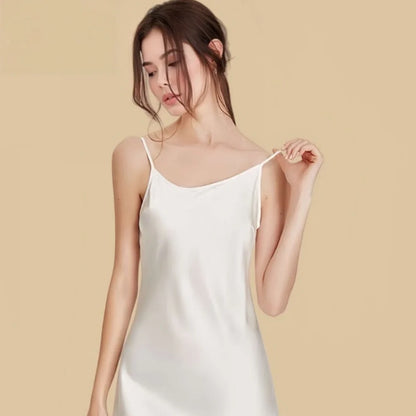 100% Mulberry Silk 19Momme Spaghetti Strap Short Nightgown with Scoop Neck Design