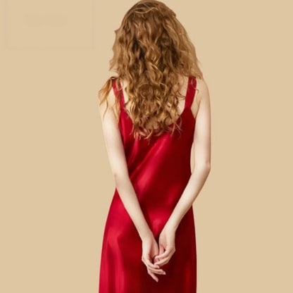 100% Mulberry Silk 19Momme V-Neck Stap Nightgown with Front Slit Design