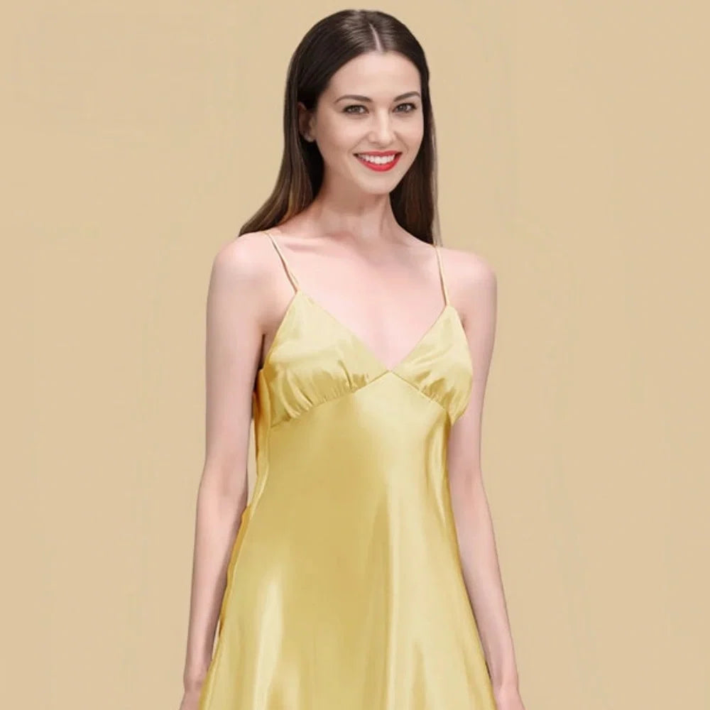 100% Mulberry Silk 22Momme Spaghetti Strap V-Neck Short Nightgown