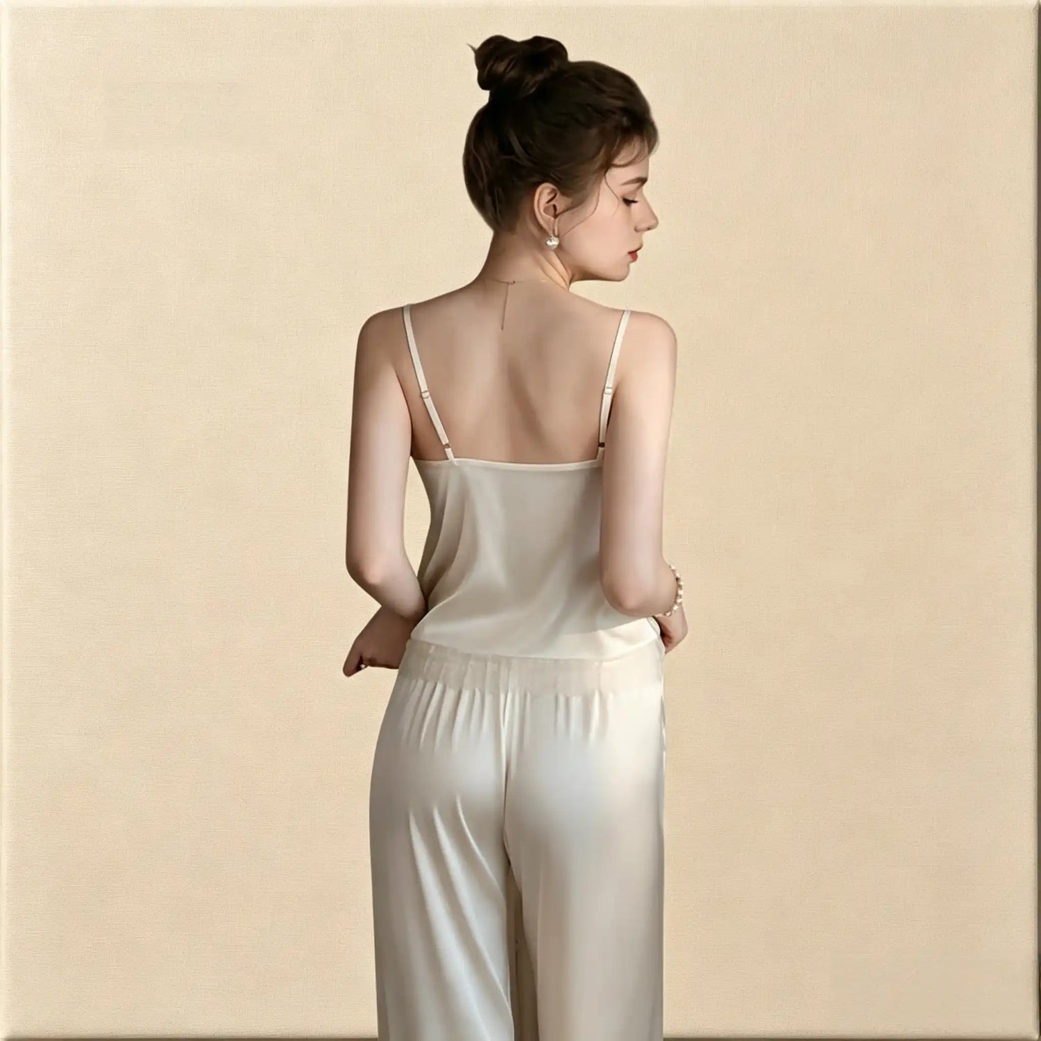 100% Mulberry Silk 19Momme Spaghetti Strap V-neck Camisole Set &amp; Robe with Lace Trim Design