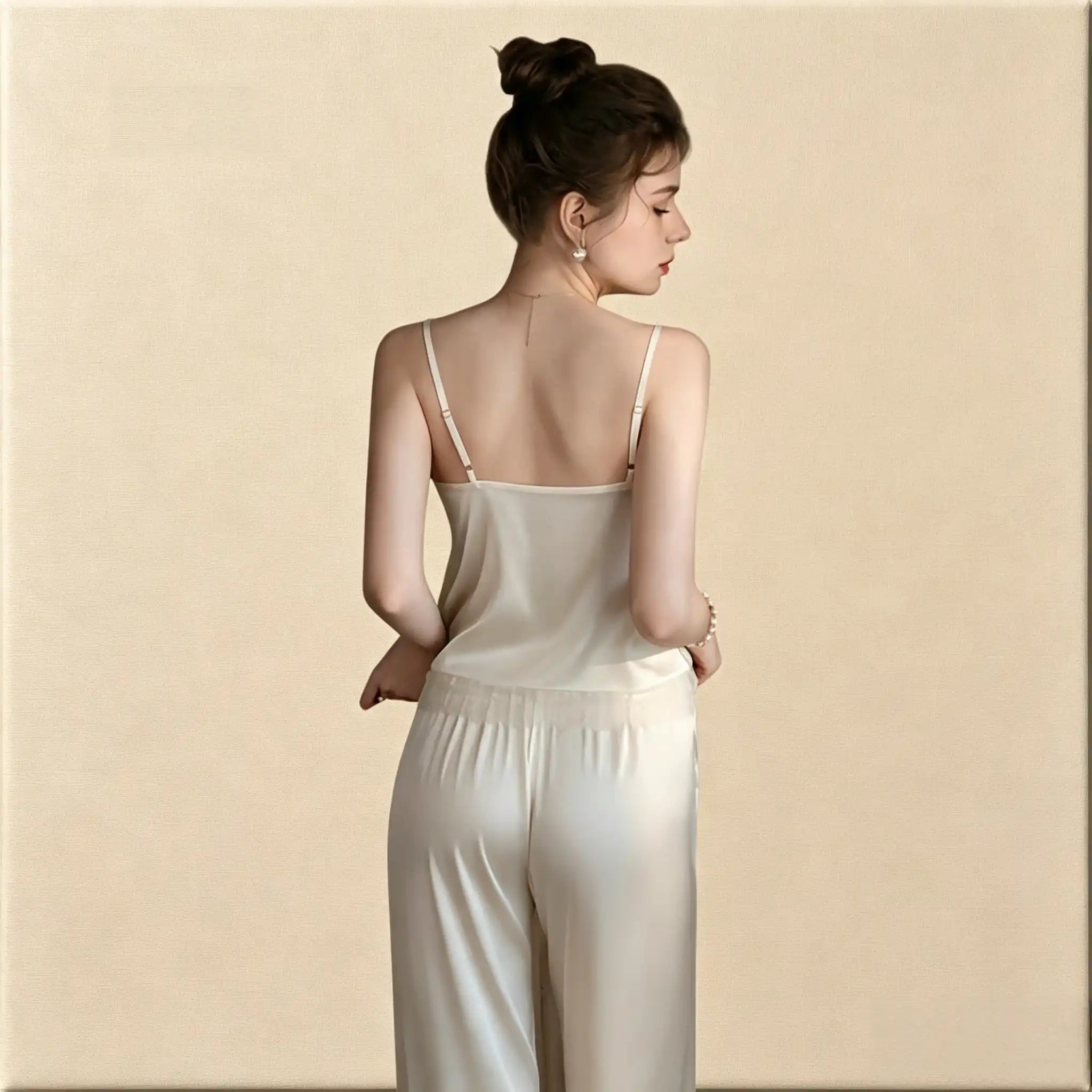100% Mulberry Silk 19Momme Spaghetti Strap V-neck Camisole Set &amp; Robe with Lace Trim Design